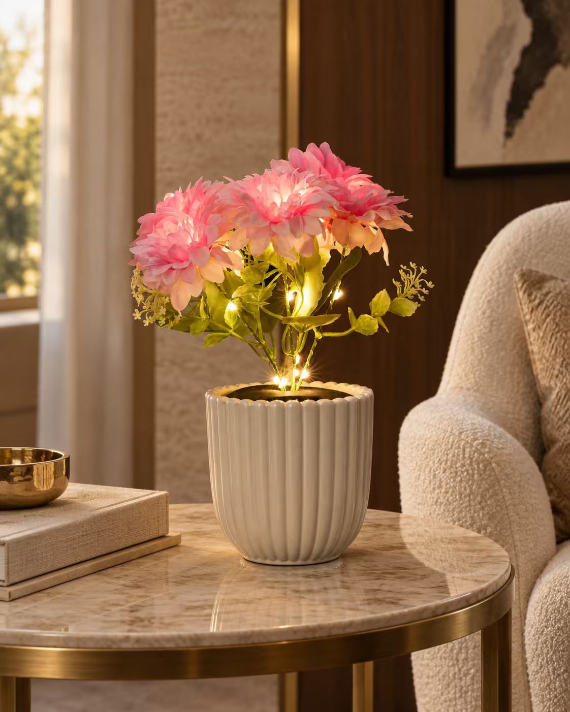 Ivory Blossom – Gold Ribbed Vase